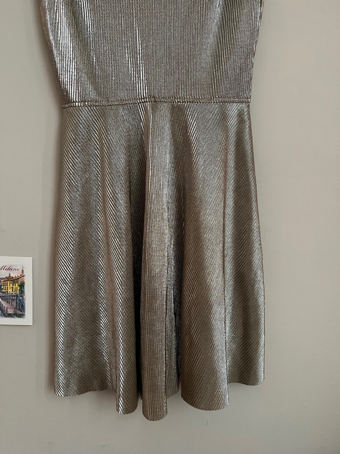 Vestido mini metalizado plisado Bershka - M