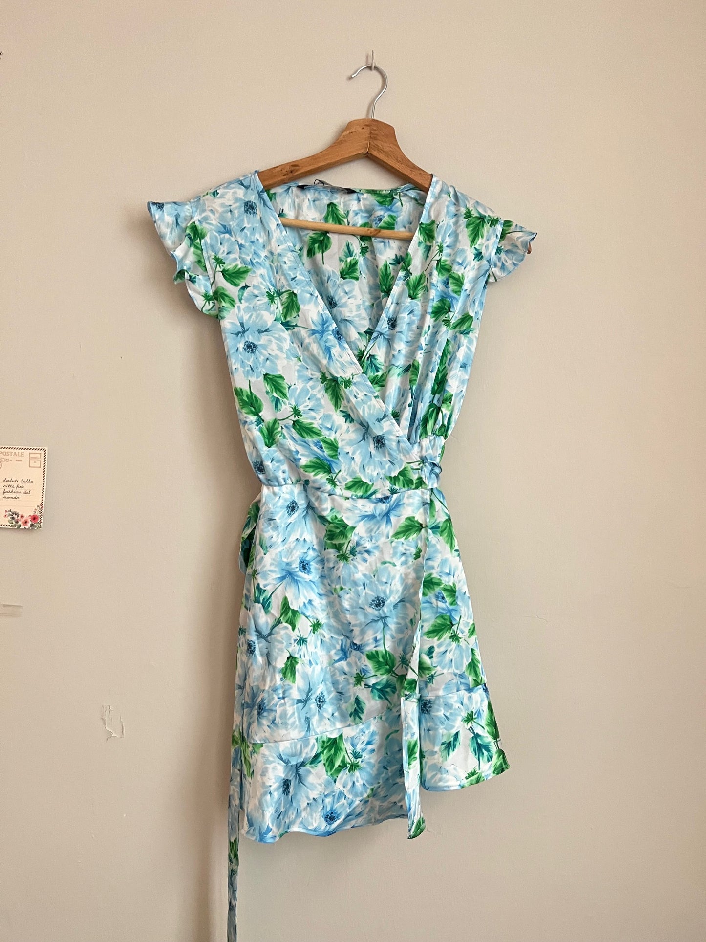 Vestido short flores Zara verde - XS