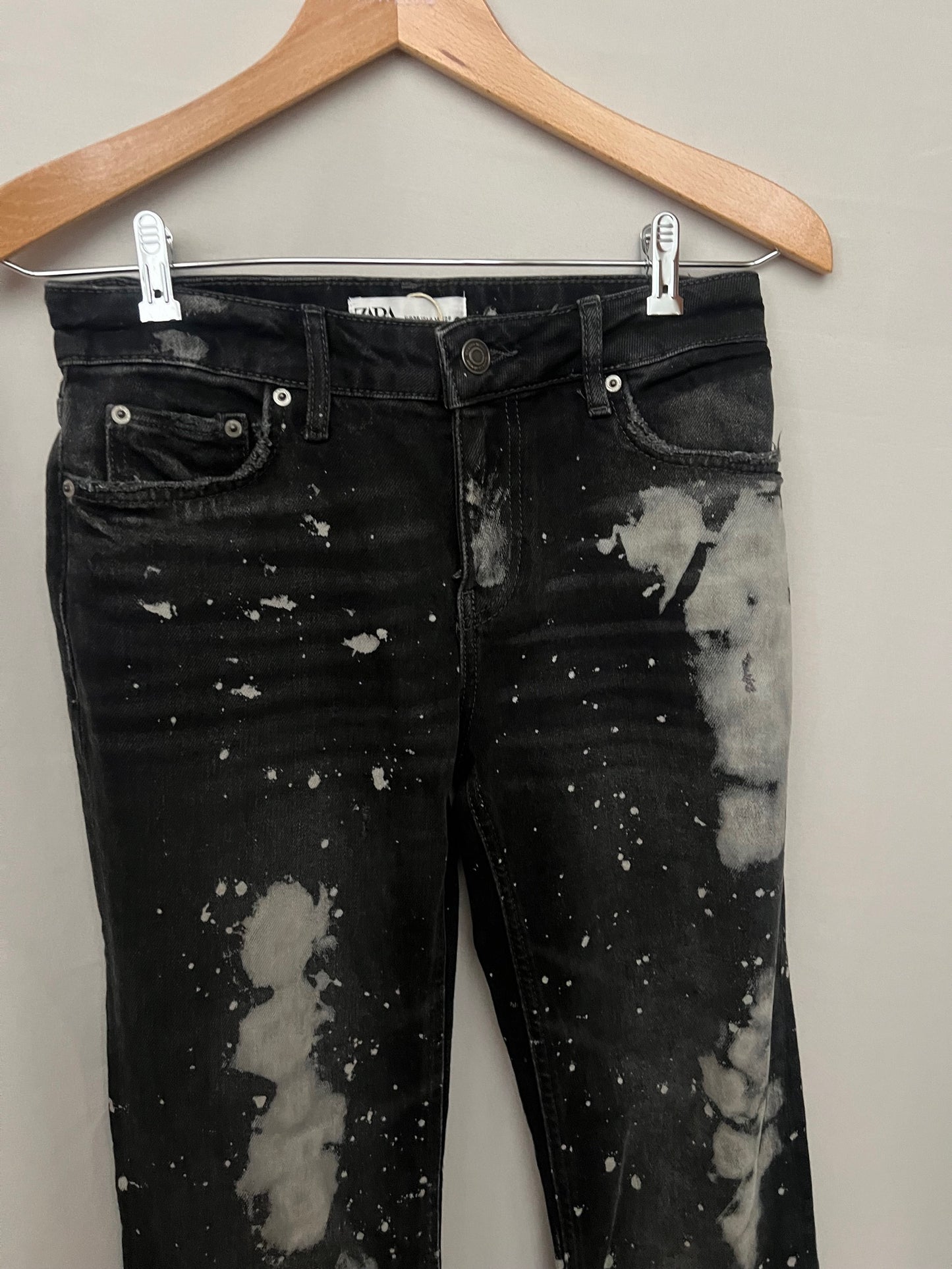 Vaquero alternativo efecto manchado Zara - S/36