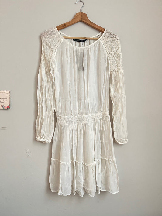 Vestido blanco detalle manga Zara - S