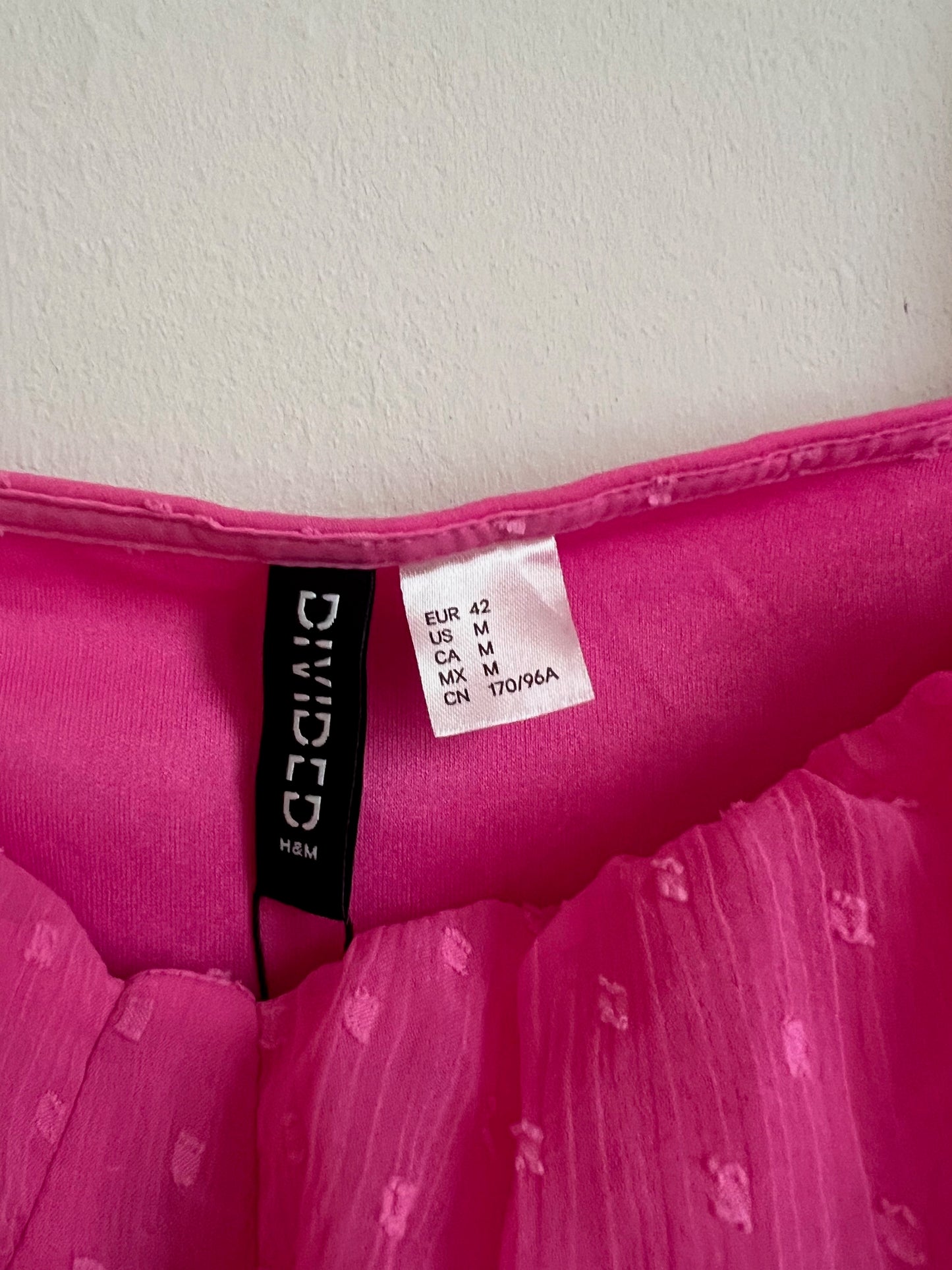 Vestido mangas fucsia puntos H&M - 42/XL